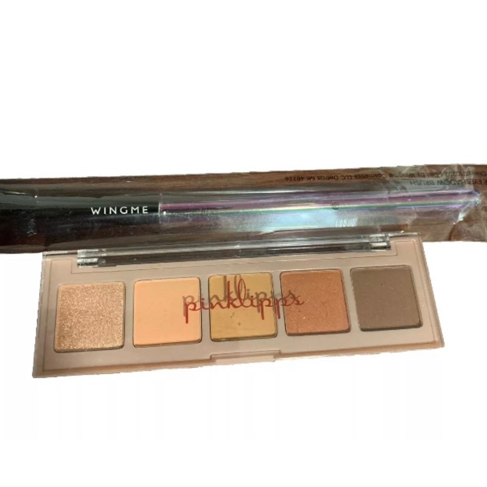 Brown and Tan Eyeshadow Palette for Natural Looks with FREE brush!!!